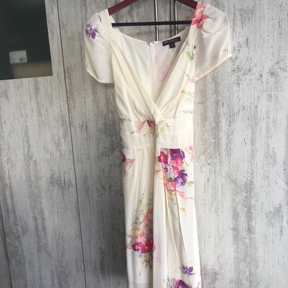 Betsey Johnson Dresses & Skirts - Betsey Johnson Silk Dress